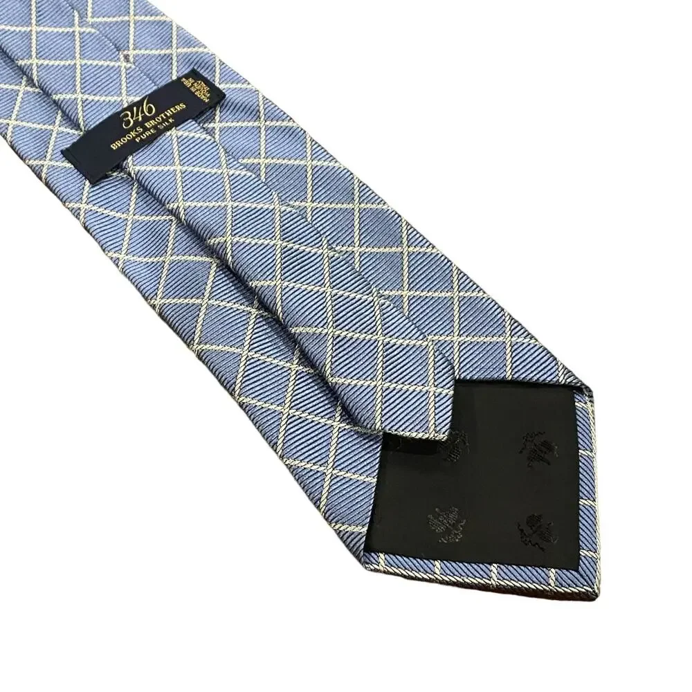 Brooks Brothers Blue Tie with Geometric Pattern